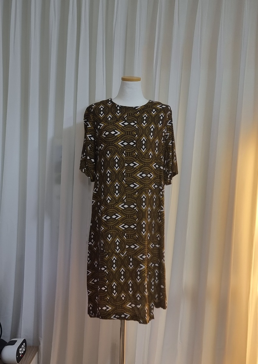 55~55반 | 빈티지 유니크 패턴 반팔 롱 원피스