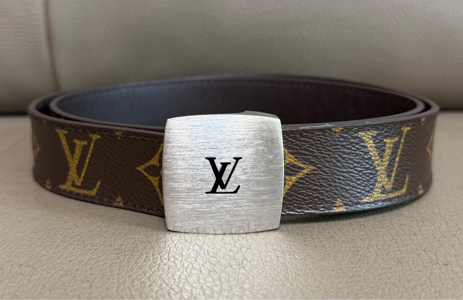 [85/34] 루이비통 모노그램 생튀르 벨트 은장