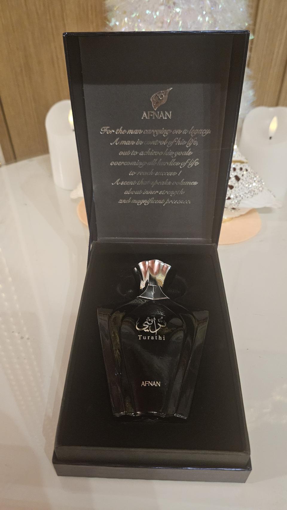 50만원대 쎅시한 향수 불가리 타이가 클론향수 아프난 투라시블루