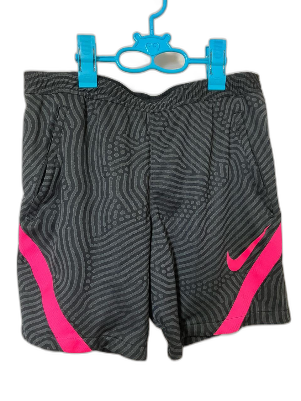 나이키 드라이핏 스트라이크 쇼츠