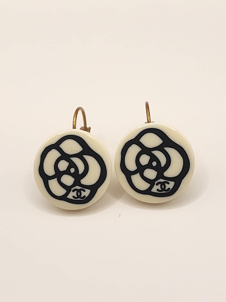 정품 사넬 까멜리아 귀걸이