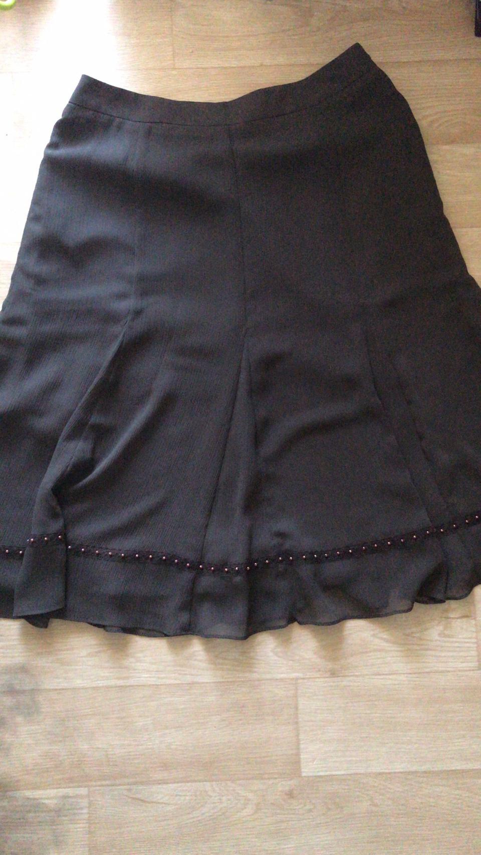 백화점 마리끌레르 치마 66 새상품급