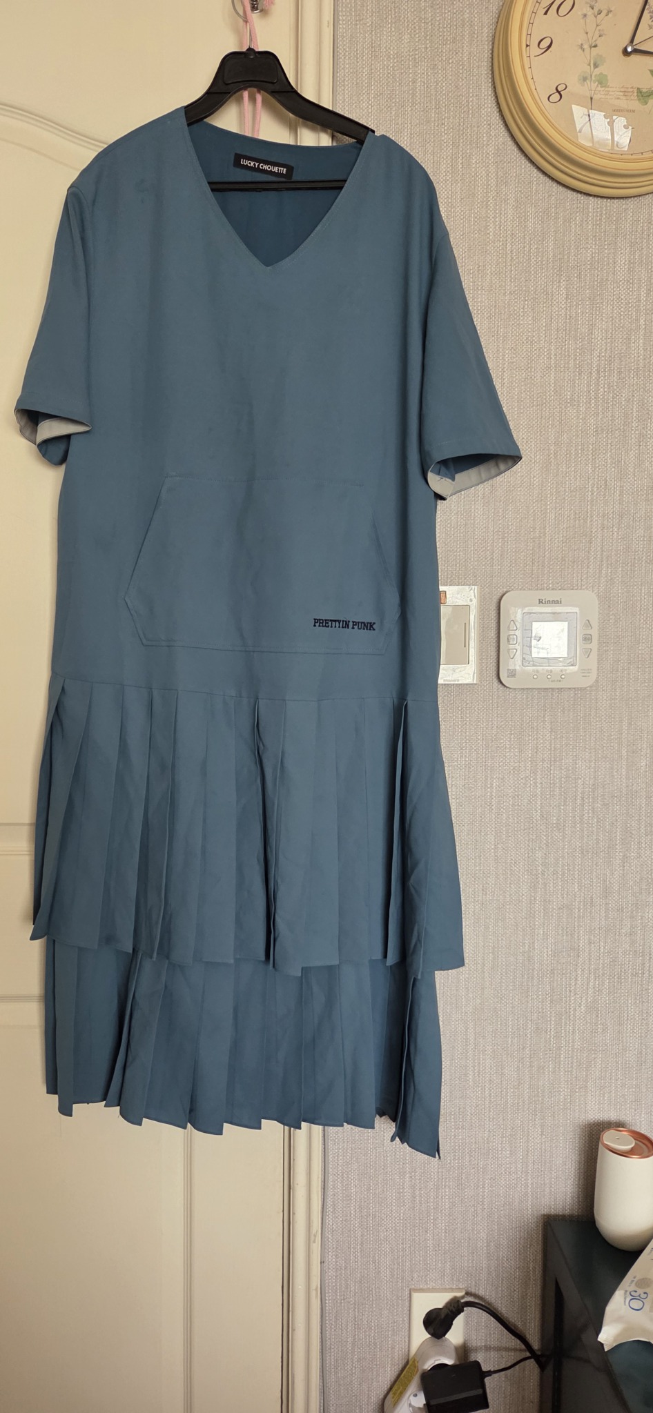 럭키슈에뜨 플리츠 롱원피스