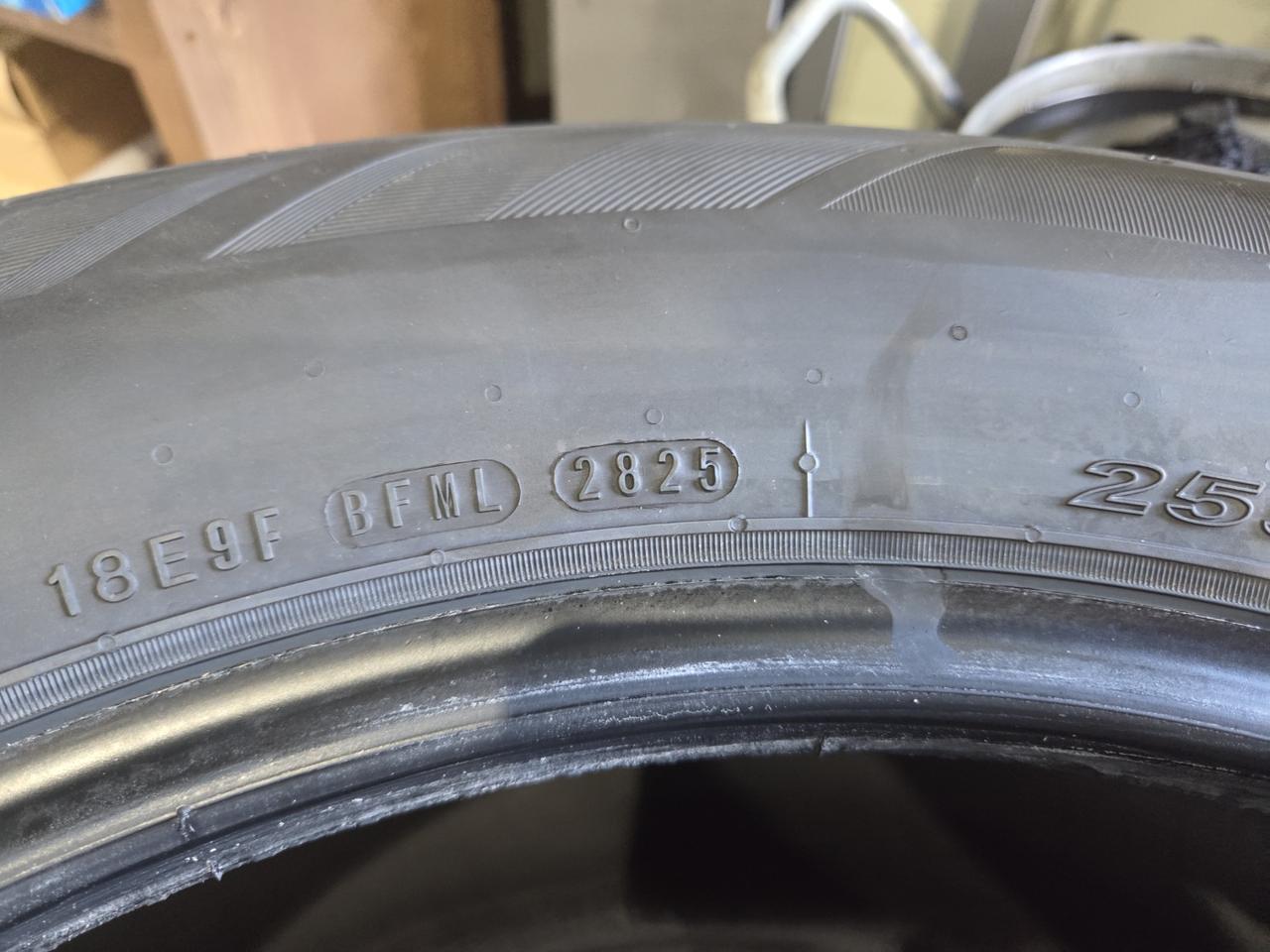 중고 넥센타이어 255 60 18 임판타이어 판매