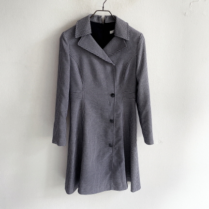 55) 잇미샤 텍스쳐드 버튼 원피스