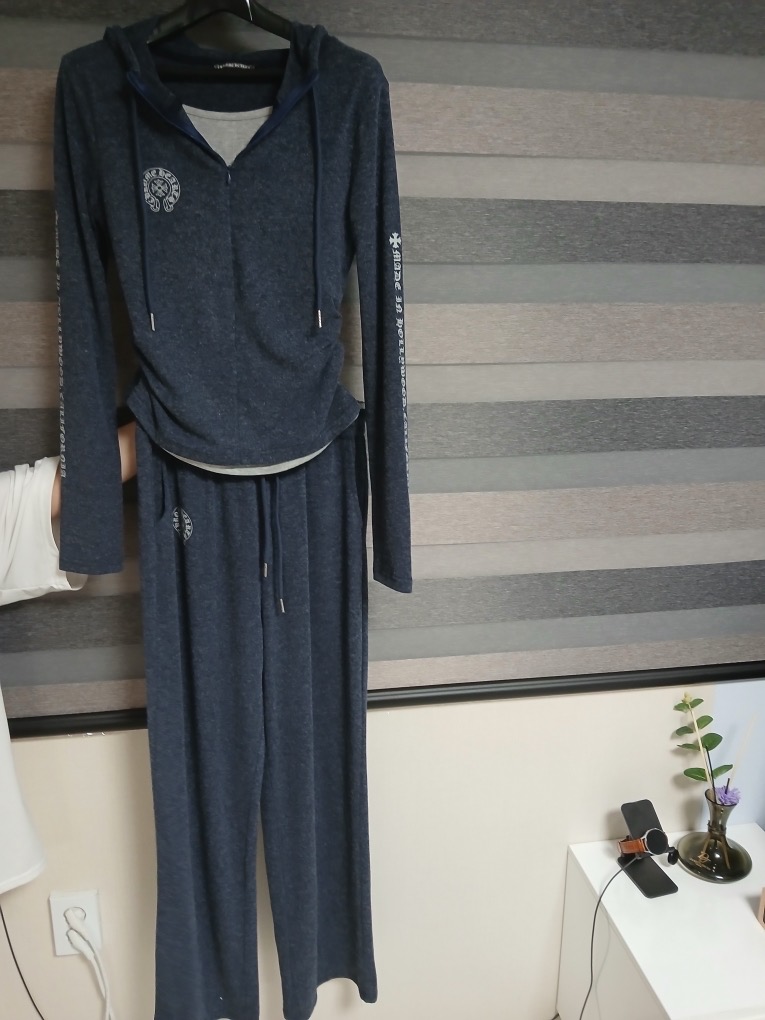 크롬하츠 트레이닝복 상하세트