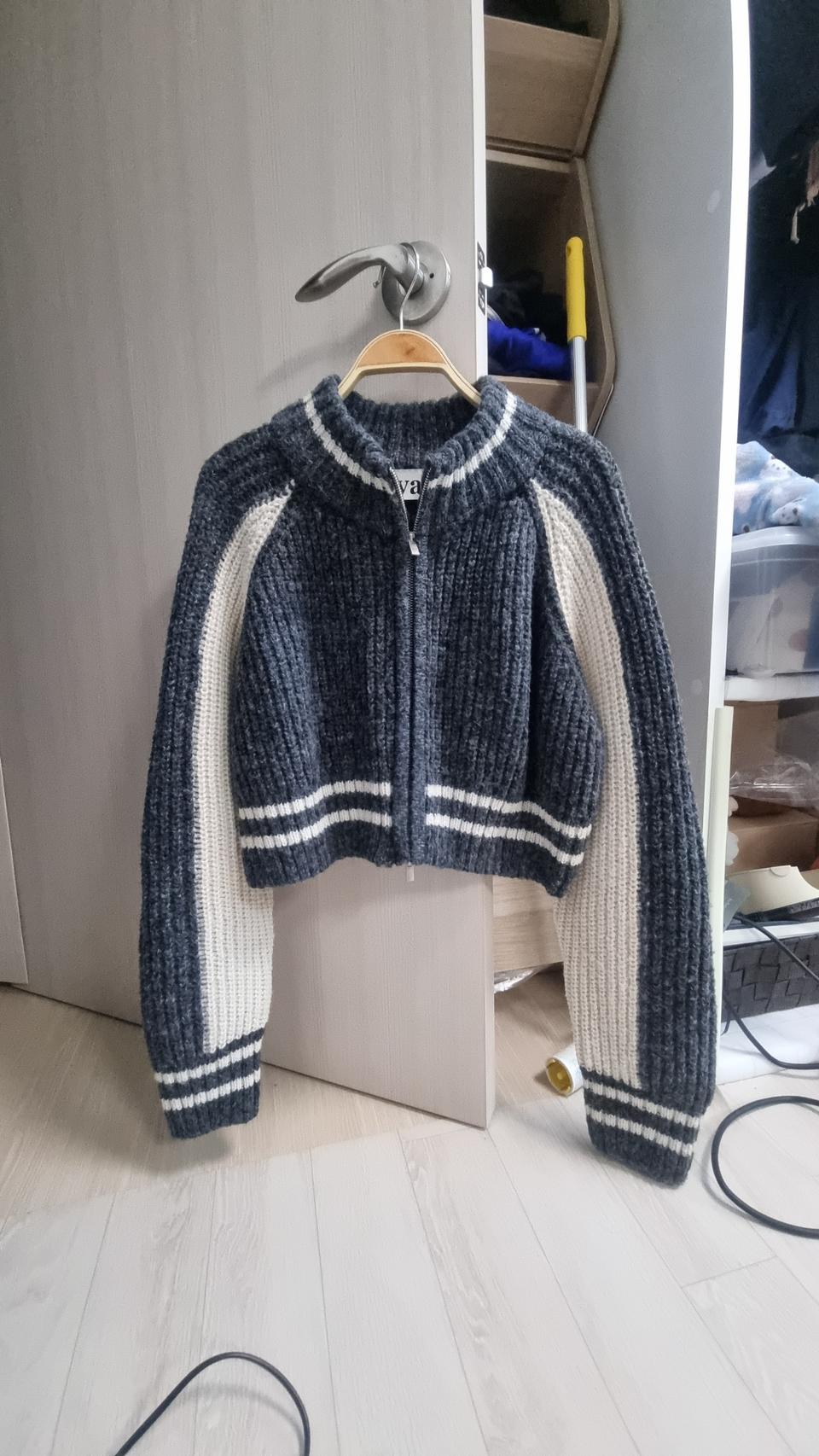 어반드레스 니트집업.그레이