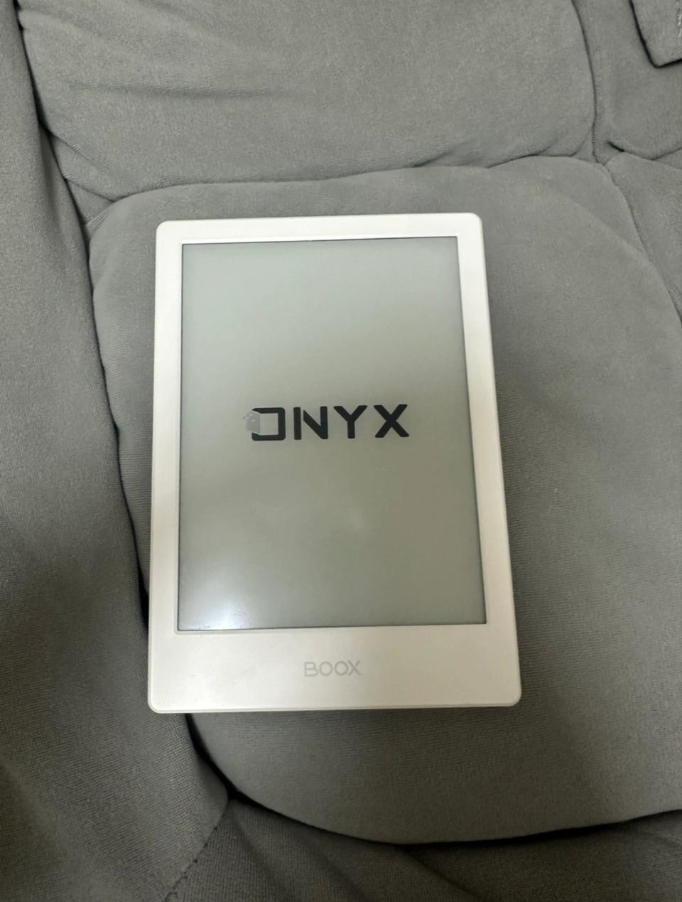 오닉스 북스 포크 4s 전자책 이북리더기