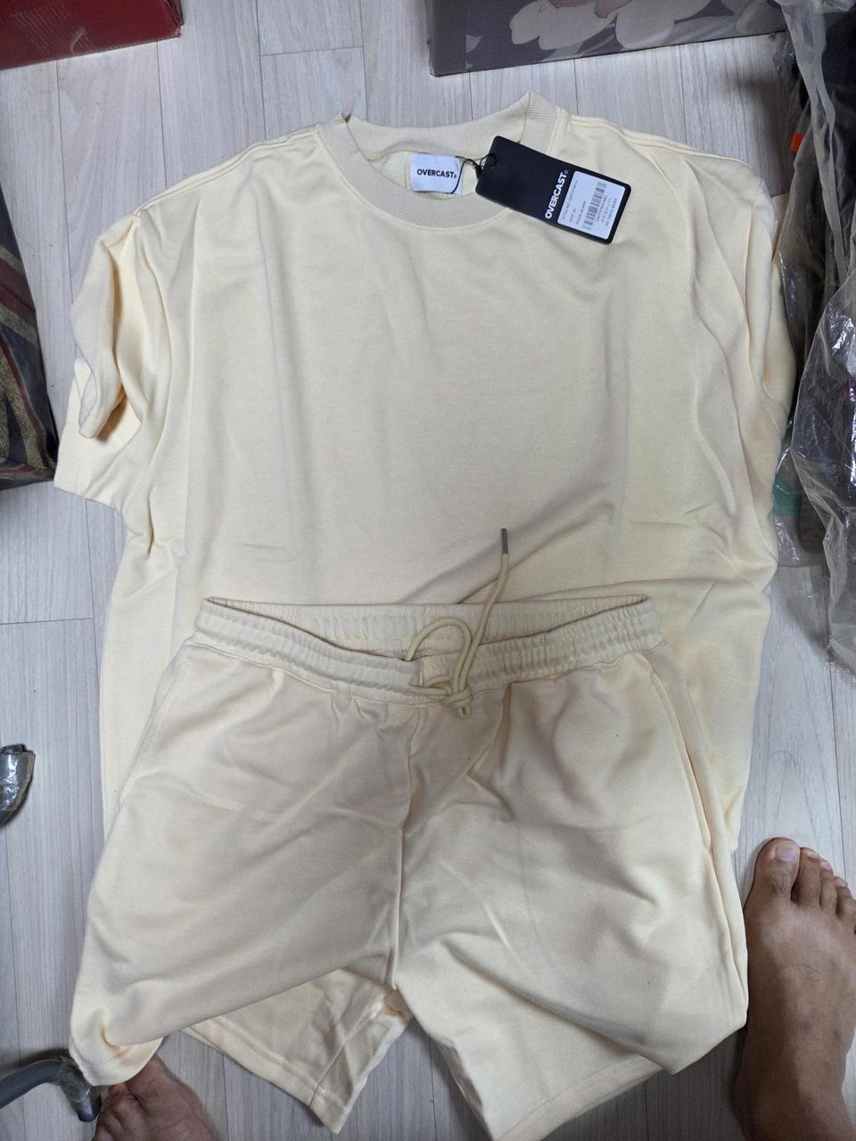 트레이닝 반바지 크림 셋업 105사이즈