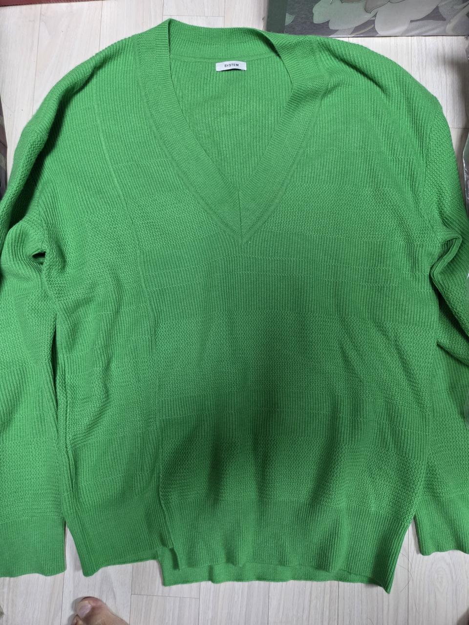 시스템옴므 정품 오버핏 브이넥 그린 니트 105사이즈