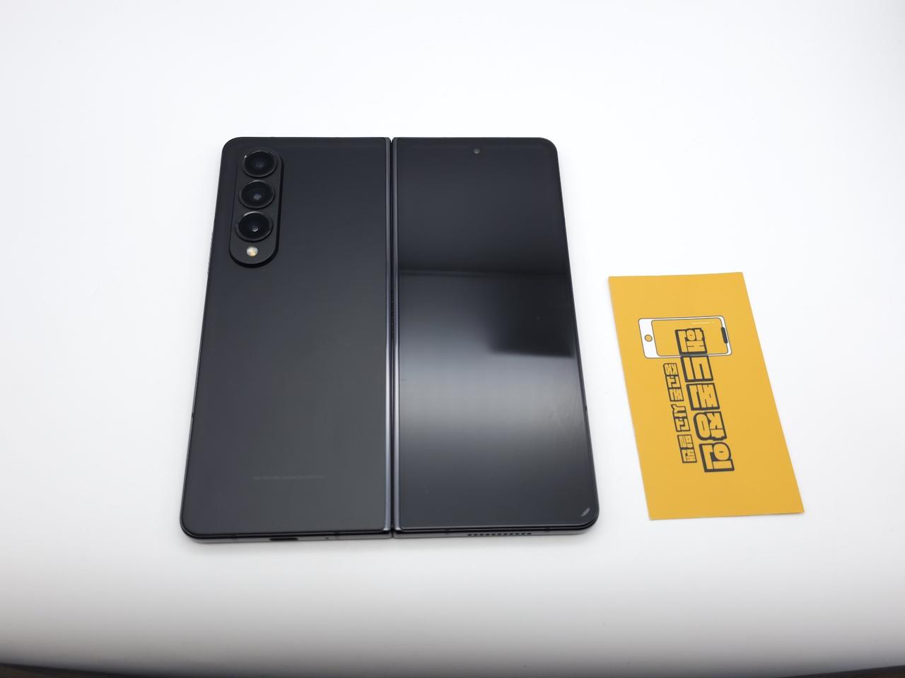 #중고폰 갤럭시Z폴드4 256GB 블랙 (무잔상) / 0905
