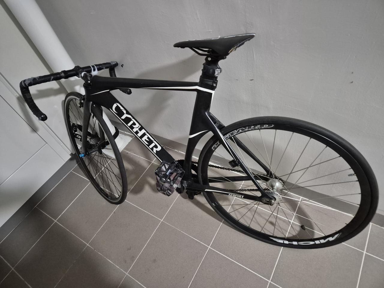 싸이퍼 에어로젯 픽시 자전거