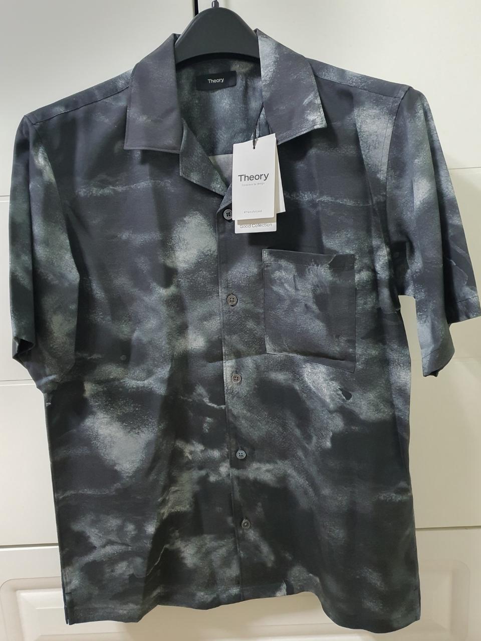 (새상품) 띠어리 Noll 클라우드 반팔셔츠