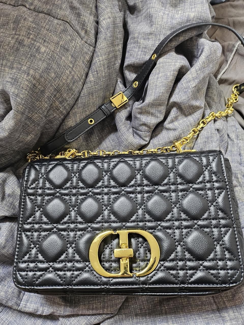 디올 카로백 미듐