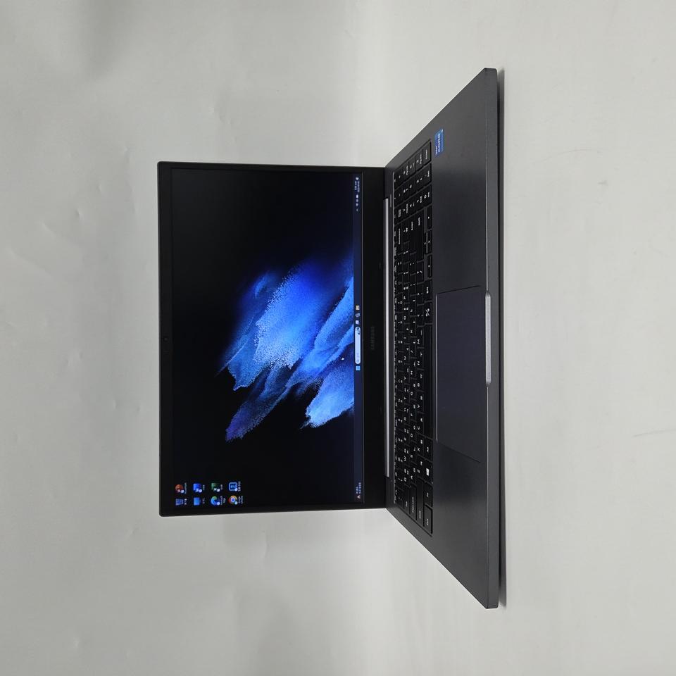 삼성 노트북 i5 윈11/큰화면/SSD/lris그래픽