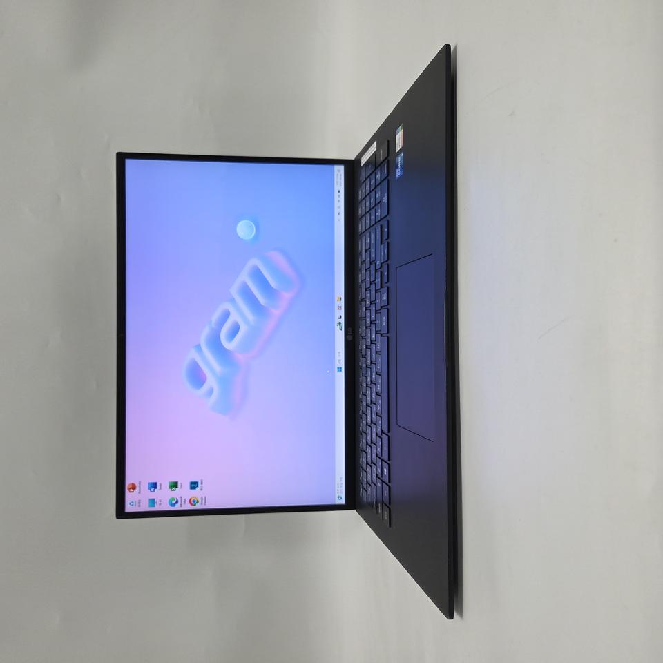 엘지 노트북 i5 그램 17인치/램16G/512G