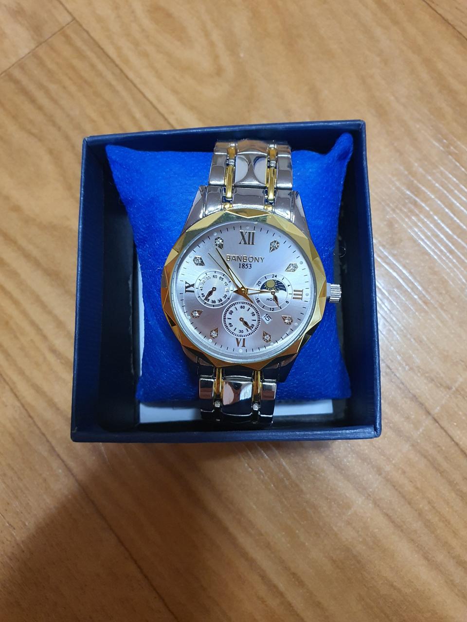 남성용 퀴츠 손목 시계 완전 방수 시계 새제품 판매