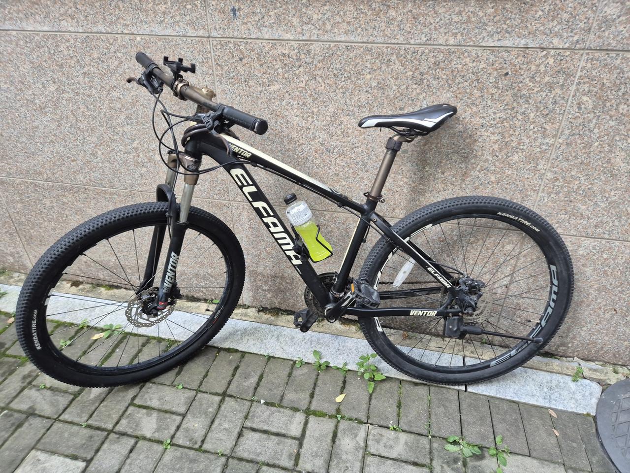 엘파마 벤토르 V4000 mtb 자전거 팝니다.