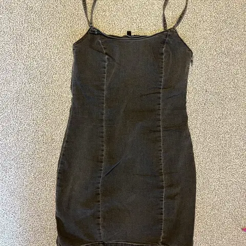 US 8 ) 스판끼있는 H&M 그레이 원피스 미니원피스