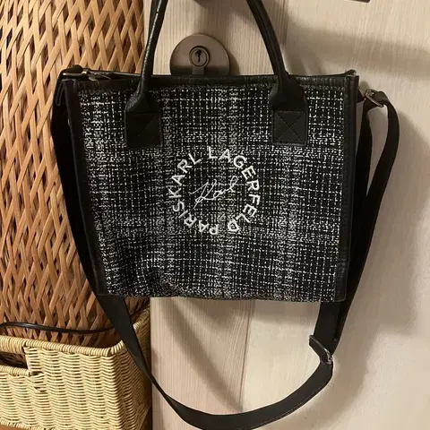 정품) 칼 라거펠트 트위드 토트백 미니백