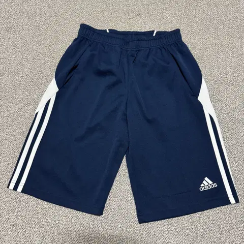 85 아디다스 트레이닝 반바지