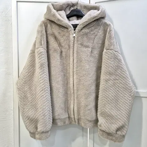 르투아 에코퍼 후드 자켓