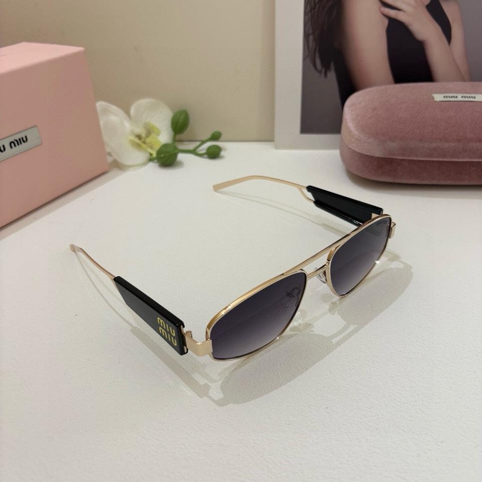 미우미우 MIUMIU  선글라스