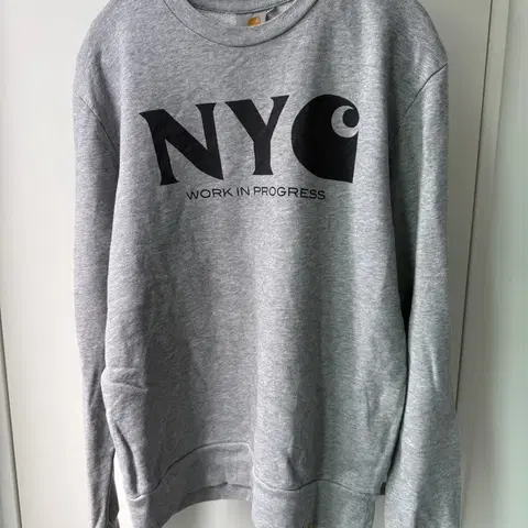 칼하트 뉴욕시티 맨투맨 S 실측사이즈 M,L