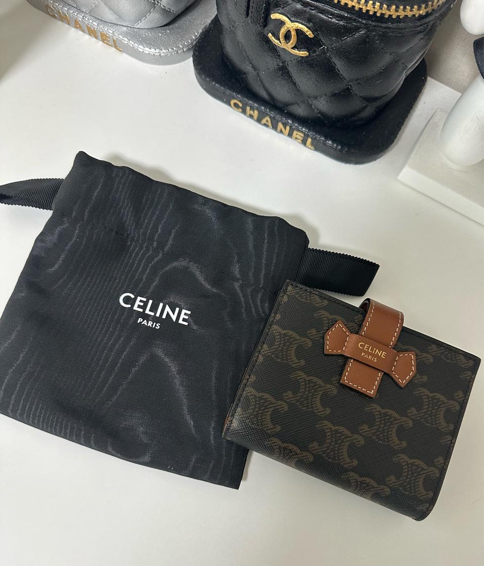 셀린느 트리오페 반지갑(정품)