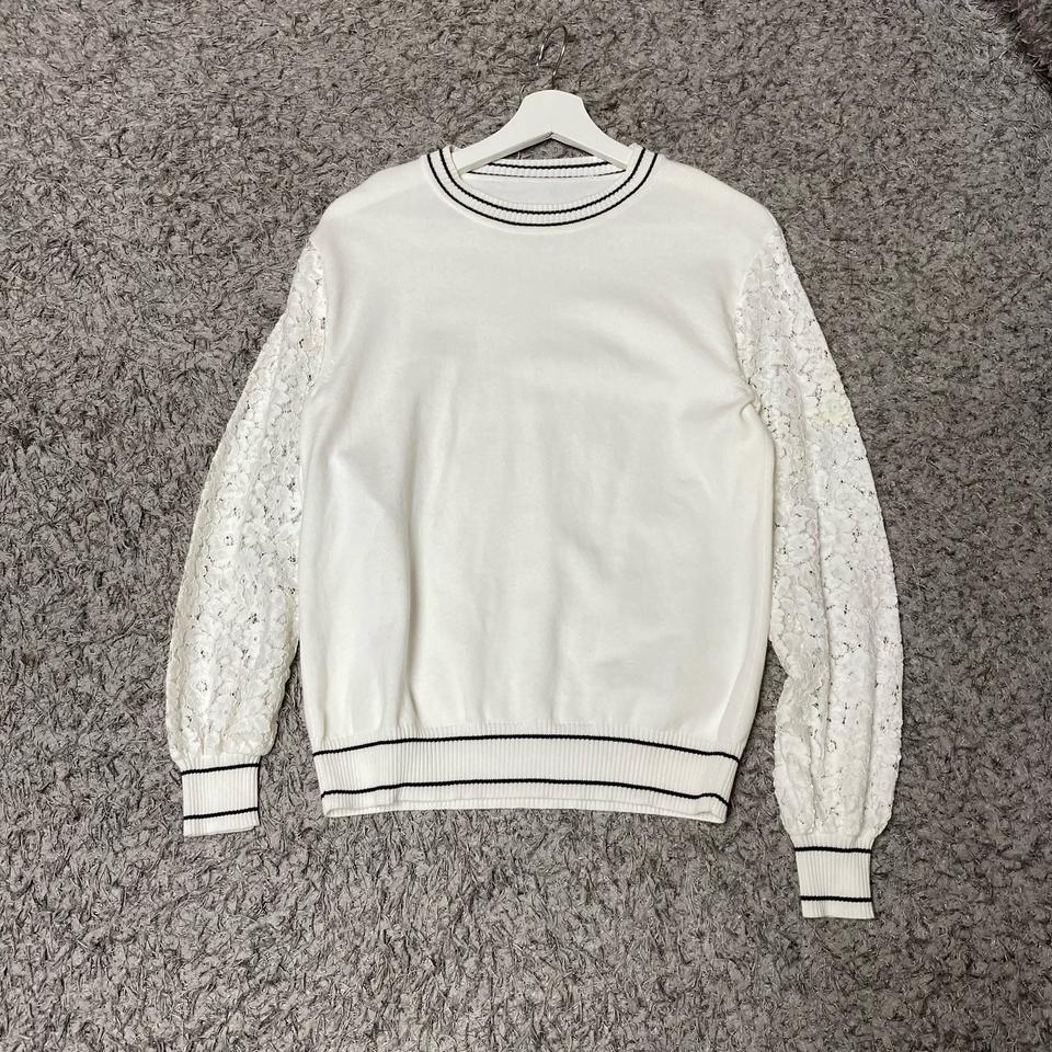 모스키노 레이스 트리밍 니트웨어