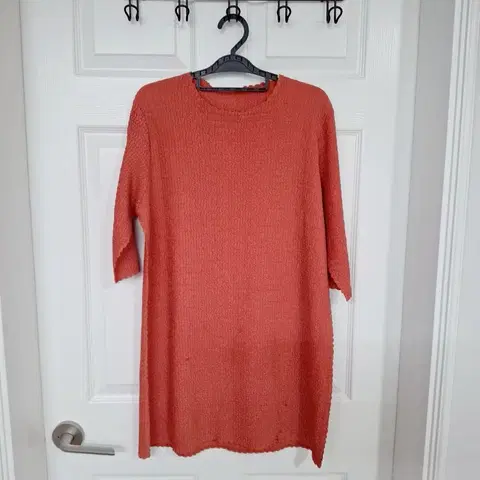 오렌지색 엠보싱 7부 블라우스 겸 원피스