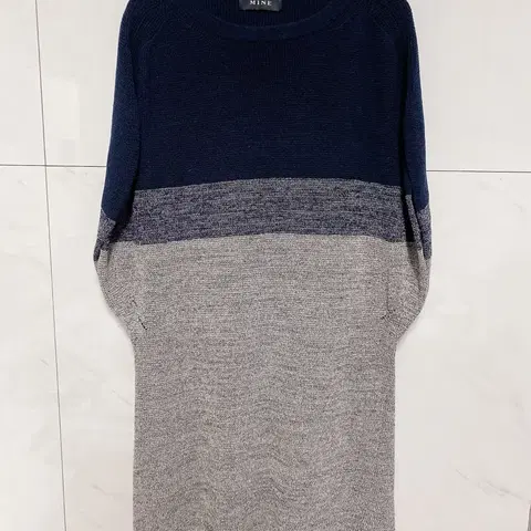 새것컨디션 MINE 배색 봄여름 니트원피스 Free