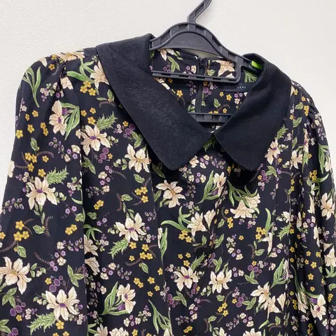 66-77 깔끔 카라 배색 플라워 원피스