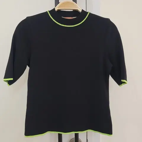 갈롱드블랑 블랙 반팔 니트 66사이즈