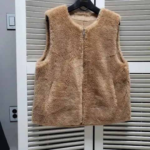 시티지 양모100 조끼 2021년제품