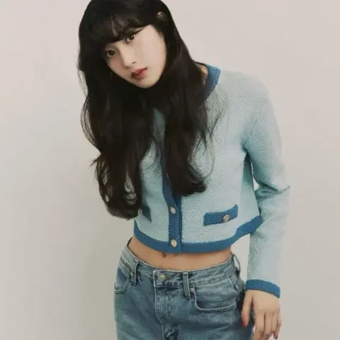 택새상품_21만원] 온앤온 단종 문가영 트위드배색가디건 봄가을 여성자켓