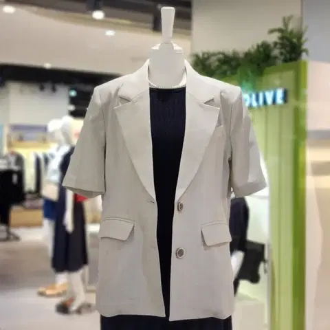 택새상품_33만원] 올리브데올리브 단종 여성자켓 하객룩 오피스룩