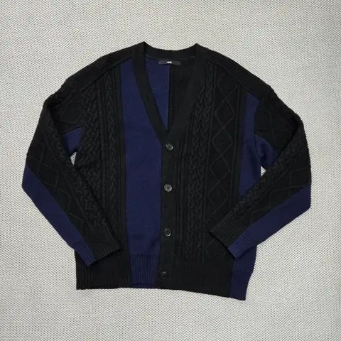 한섬 시스템옴므 모90%캐시미어10%블랙/네이비 케이블 가디건
