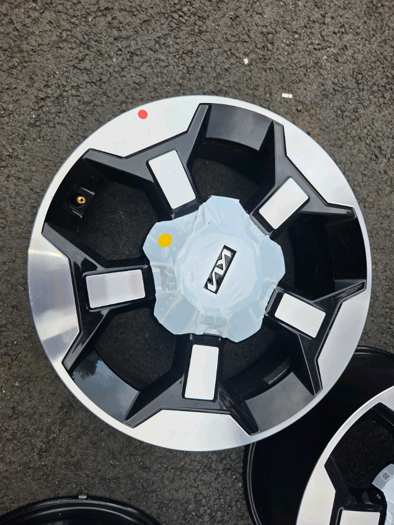 타스만 순정18인치 임판 휠 판매합니다.