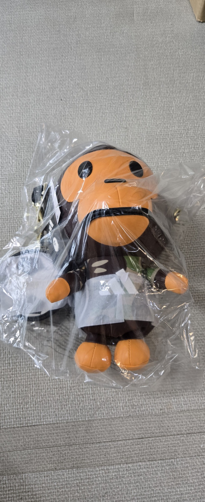 베이프 x 아디다스 마일로백 새상품