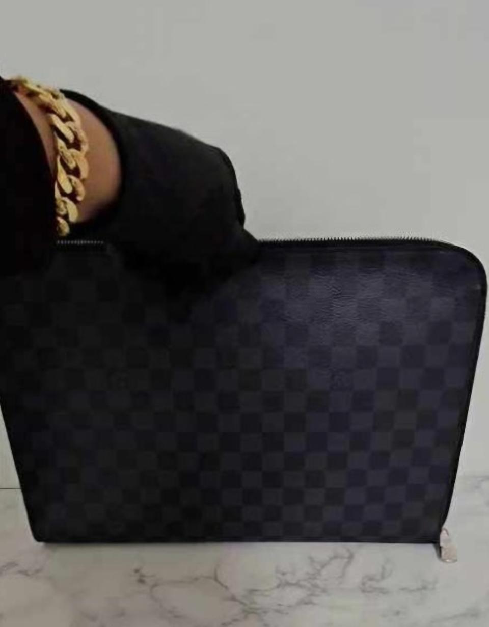 루이비통 클러치 64437 새상품 박스 O