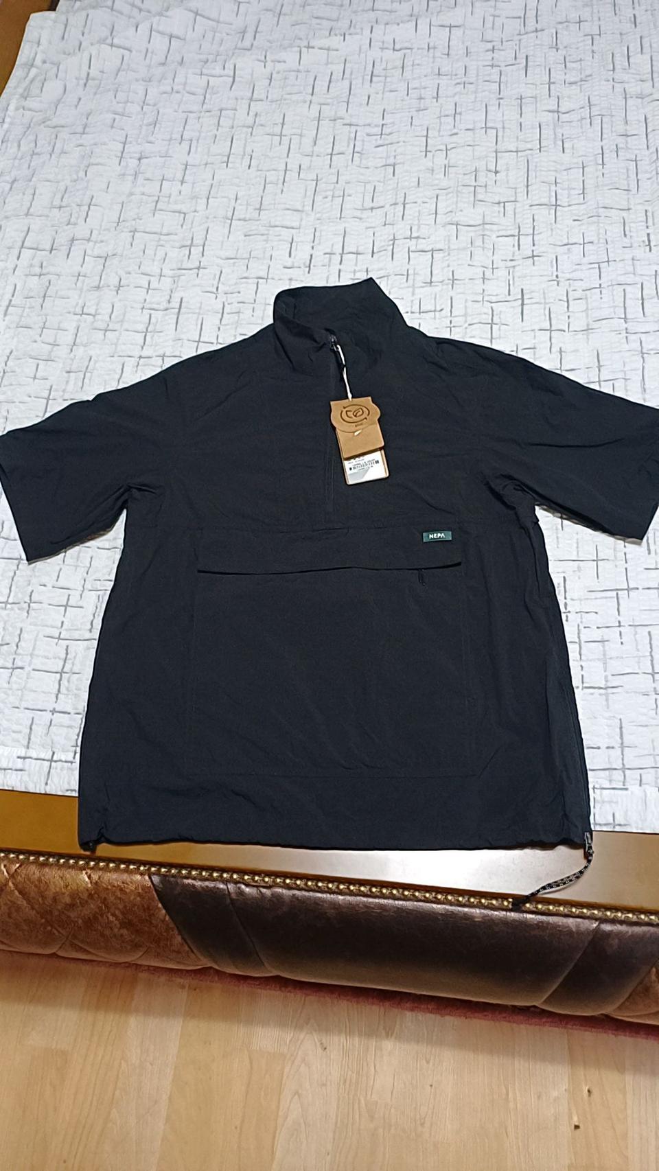 네파 미사용 얇은반팔아노락 90 여성66 가슴53 기장70