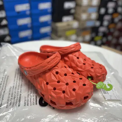 265 크록스 슬리퍼 클로그 샌들 물놀이 209563-84J