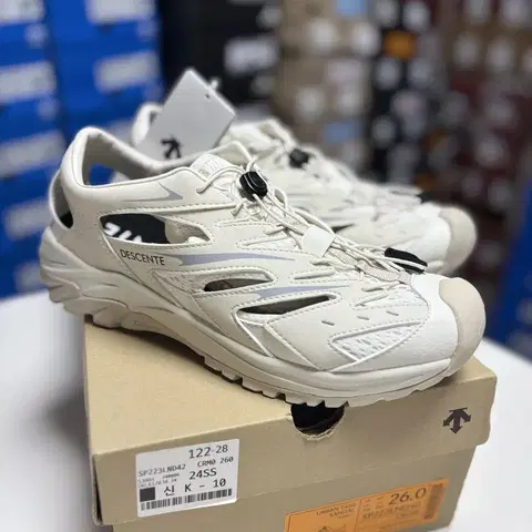 260 데상트 논슬립 샌들 크림 SP223LND42