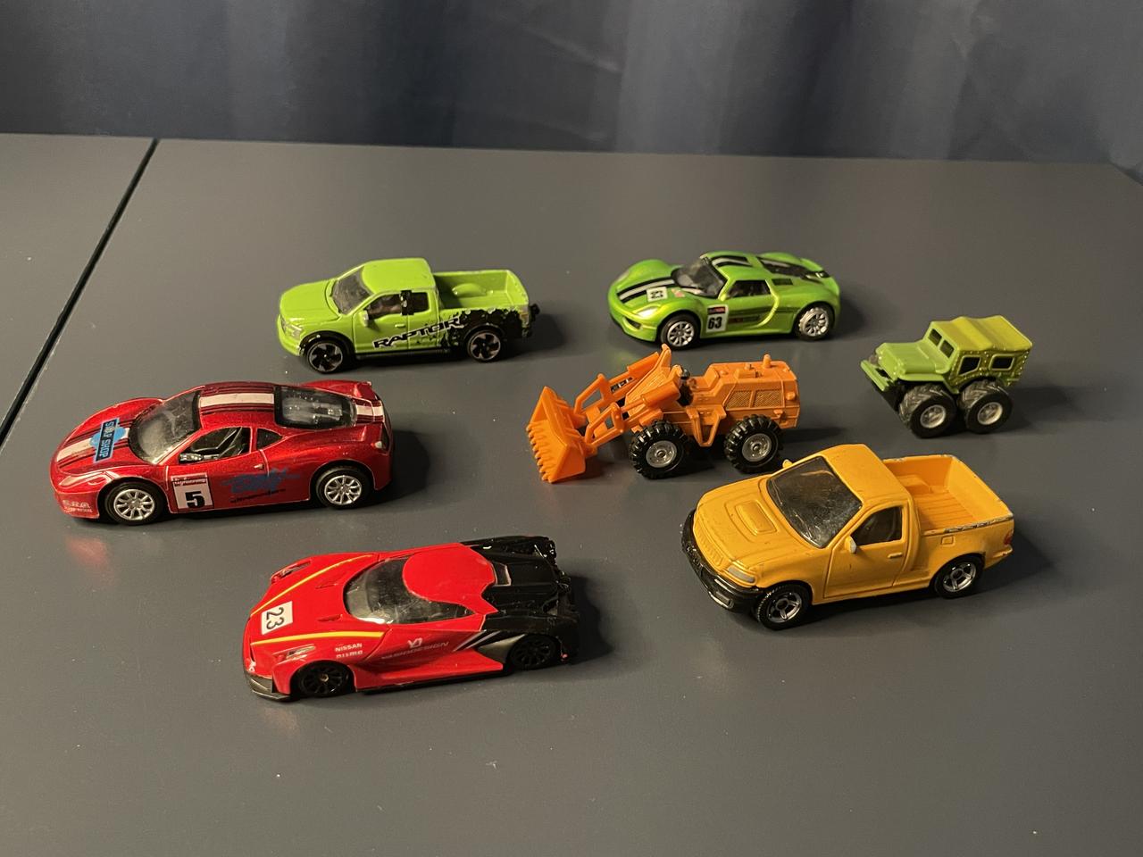 인테리어 소품 미니어처 자동차 7종 세트 (낱개로도 판매함)