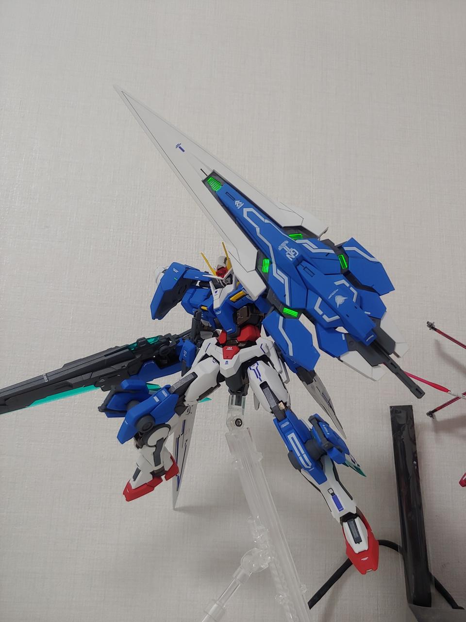 mg 건담 더블오 세븐소드 합금 프레임 완성작