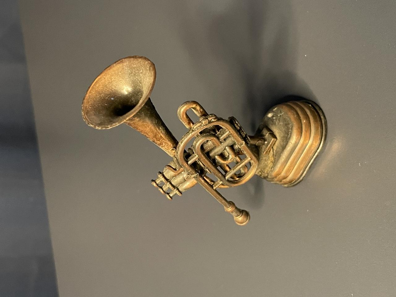 트럼펫 모양 빈티지 인페리어 소품 연필깎이