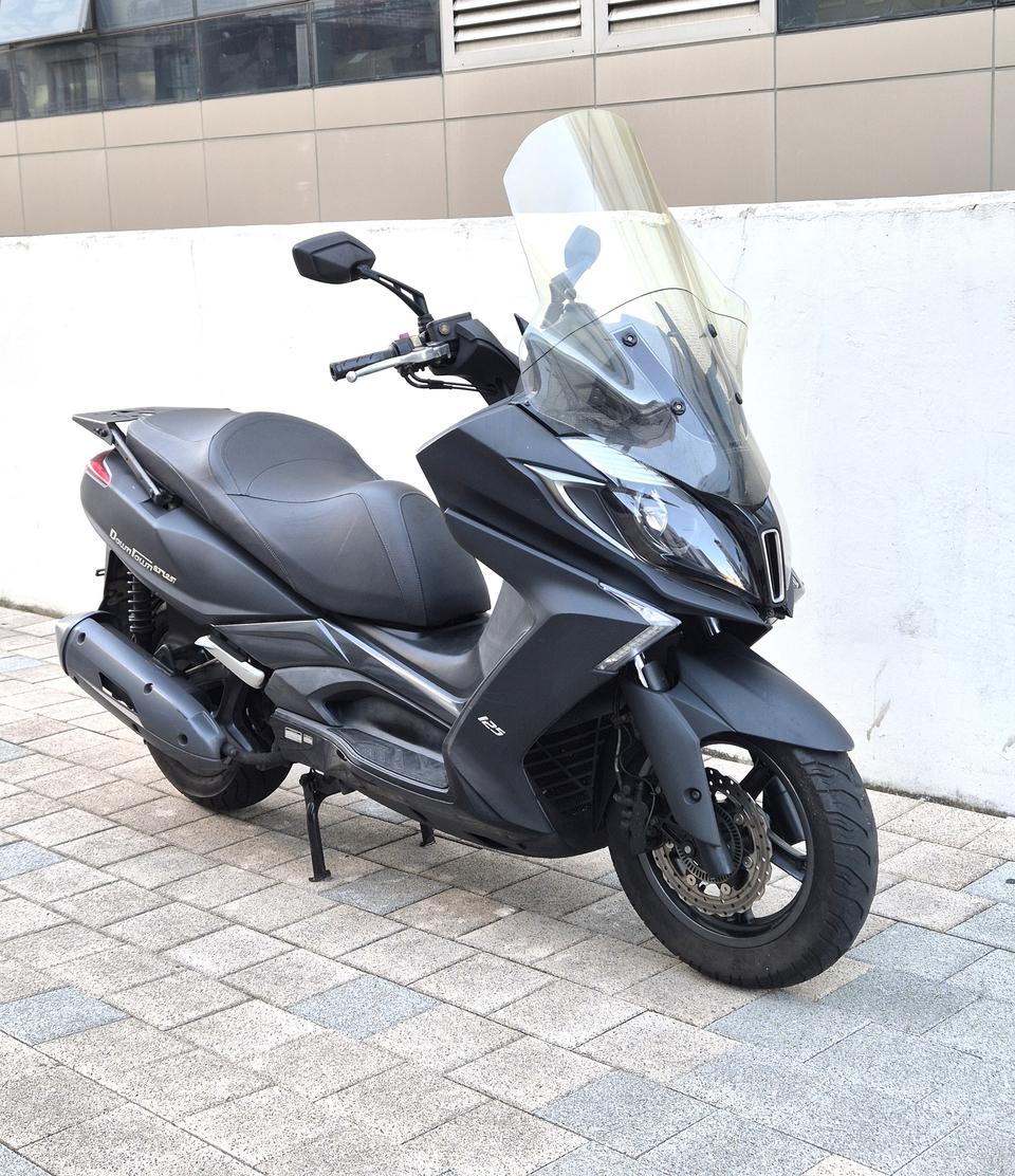 2017년식 킴코 다운타운st 125i 판매합니다.