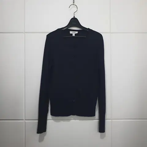 코스 cos 실크 코튼 크루넥 가디건 사이즈 EUR XS