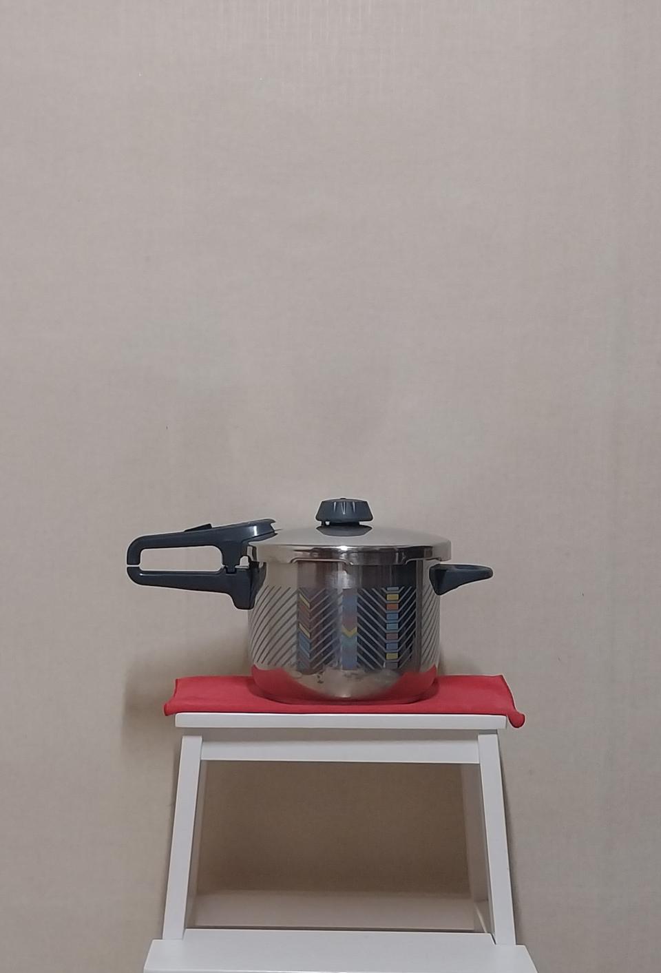 (중고)휘슬러 압력밥솥 팝니다(6리터)